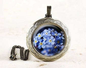 Forget-Me-Not Locket Necklace, Bereavement Gift for Mother Sister or Widow, Alzheimers Jewelry, Memorial, Blue Forget Me Not Pendant