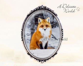 Sitting Fox Brooch, Woodland Fox Gifts, Winter Woodland Animal Broach, Foxy Jewelry Pin, Winter Brooch, Animal Jewelry, Forest Wildlife Pin