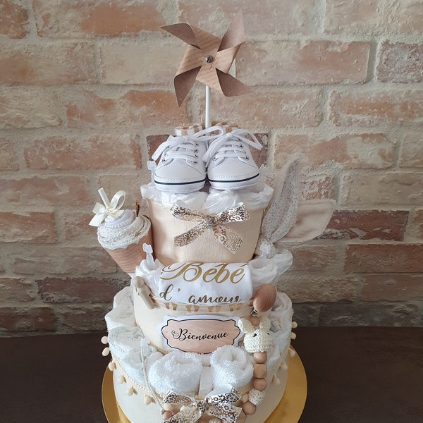 Gâteau de couches cadeau naissance ou baptême garçon,fille ou mixte