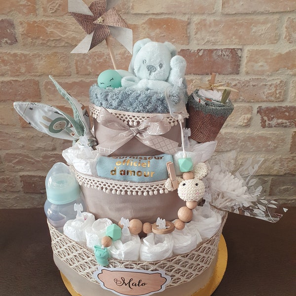 Gâteau de couches cadeau naissance ou baptême garçon,fille ou mixte