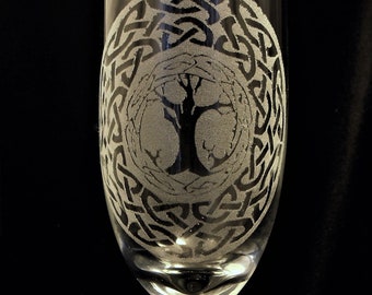 Celtic Tree of Life Champagne Glass - Free Personalized Engraving, Champagne Flute, Celtic Wedding Glass, Wedding Toast glass