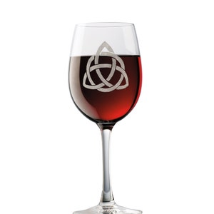 Celtic Trinity Knot Clear Wine Glass - Free Personalized Engraving 18 oz, Triquetra Design