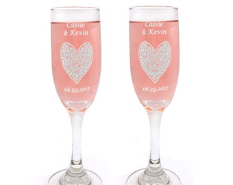 Celtic Heart Wedding Champagne Flute Set, His and Hers Toasting Glasses, Free Personalized Engraving