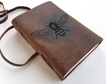 Honey Bee Leather Journal, freie Personalisierung 5 &quot;x 7&quot; Blank Büffelleder Journal mit Liniertes und unliniertes Papier zur Auswahl