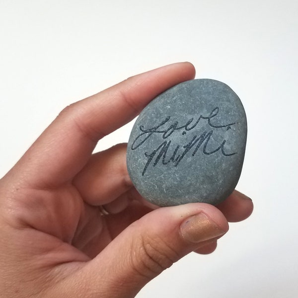 Actual Handwritten Signature Worry Stone, Custom Made Engraved Funeral Momento Gifts