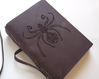 Caderno de couro com estampa da Aranha Celta, personalização gratuita, 12,7 x 17,8 cm (5" x 7"), Deusa Aranha Celta Arianrhod, opção de papel com ou sem linhas.
