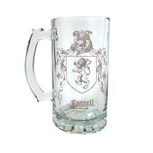 Jarra de cerveza de 27 oz con el escudo de armas de la familia irlandesa Farrell: envío gratuito y grabado personalizado