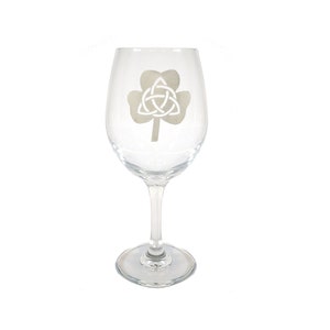 Trinity Clover Clear Wine Glass - Free Personalized Engraving 18 oz