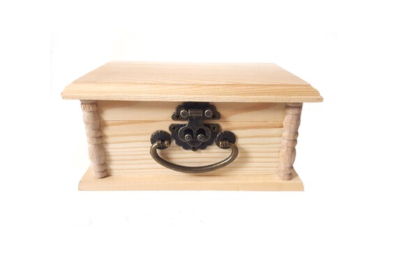 Honey Bee Latched Wooden Box : Free Engraved Personalization - Etsy