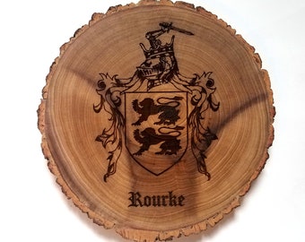 Plaque murale ronde personnalisée écusson familial, grande enseigne en bois rustique gravée. Options de 12 ou 18 pouces