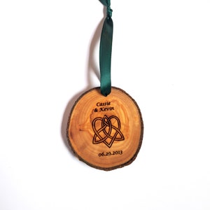 Celtic Love Knot Wedding Date and Name Wooden Ornament, Traditional 5th Anniversary Wooden Gift