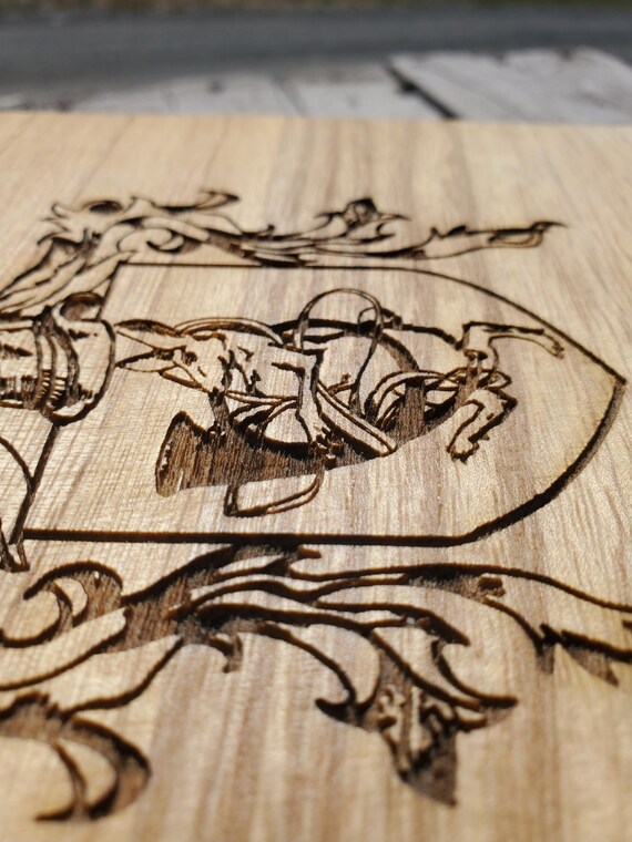 Custom Made Family Crest Wooden Box: 7.5