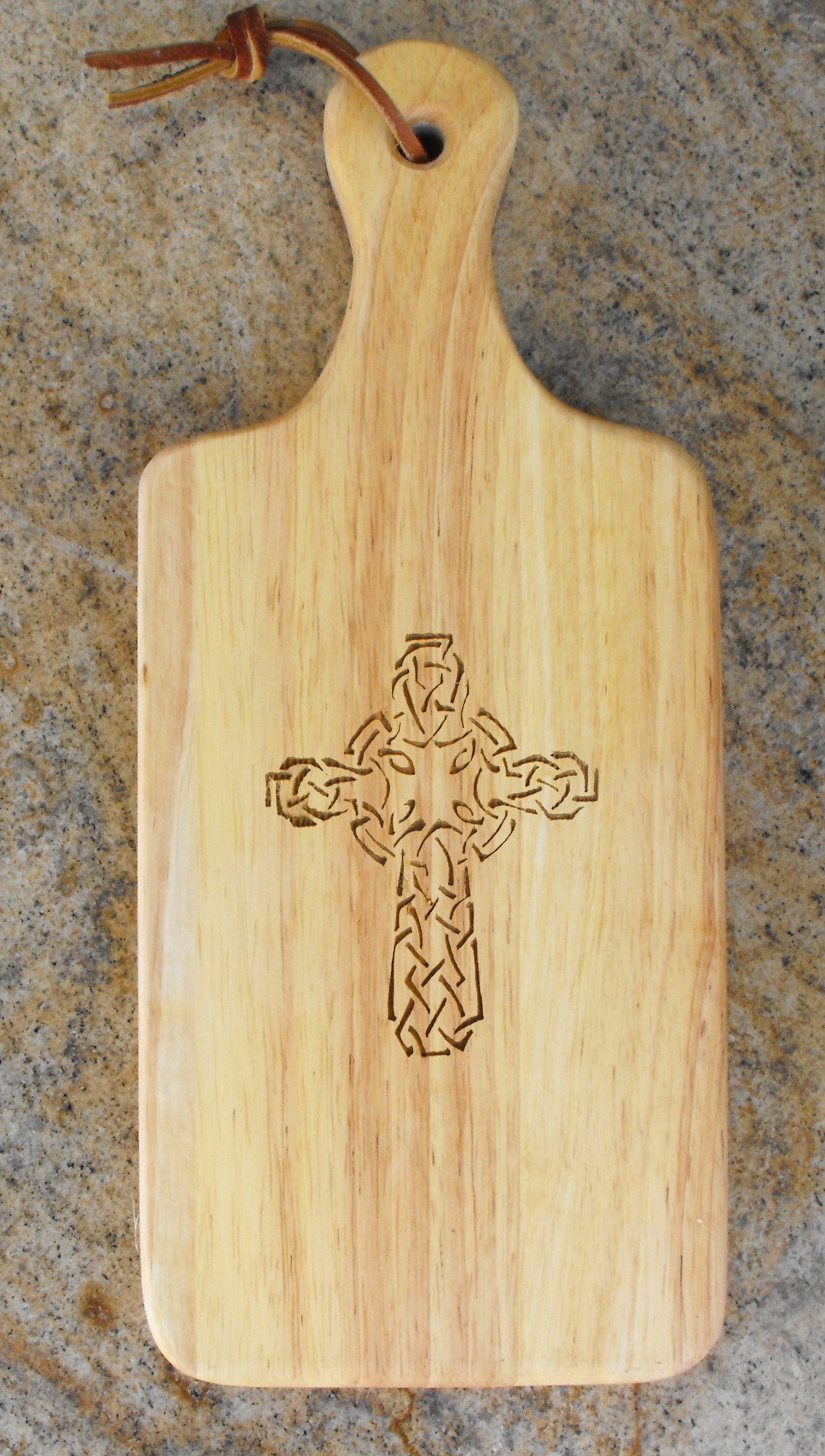 Celtic Cross Cutting Board With Handle 13 X 5 1/2 X 3/4 Free