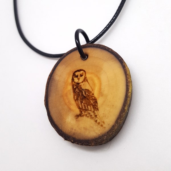 Barn Owl Wooden Pendant Necklace, Bird Design Natural Wood Round Necklace