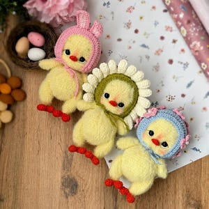 Spring Chicks Crochet Pattern PDF, Amigurumi Toy with Bunny, Daisy Bonnets (Instant Download)