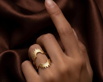 Anillo llamativo de latón con diseño de rayos de sol, anillo de doble banda estilo boho, anillo de rayos de sol celestiales, anillo ajustable en tono dorado, regalo de la diosa del sol.