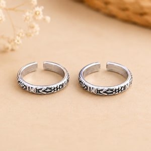 925 Sterling Silver Adjustable Toe Ring | Boho Engraved Toe Ring | Minimalist Foot Jewelry | Gift for Her | Set of 2