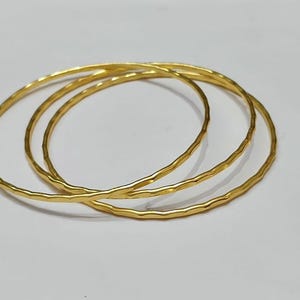 Set of 3 Hammered Gold Bangles – 14K Gold-Filled Thin Stacking Bracelets | Minimalist Handmade Jewelry for Women