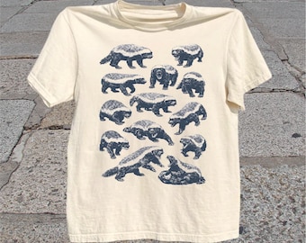 Honey Badger T-Shirt: Vintage Wildlife Animal Graphic Tee