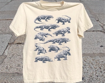 Komodo Dragon T-Shirt: Vintage Reptile Wildlife Graphic Tee