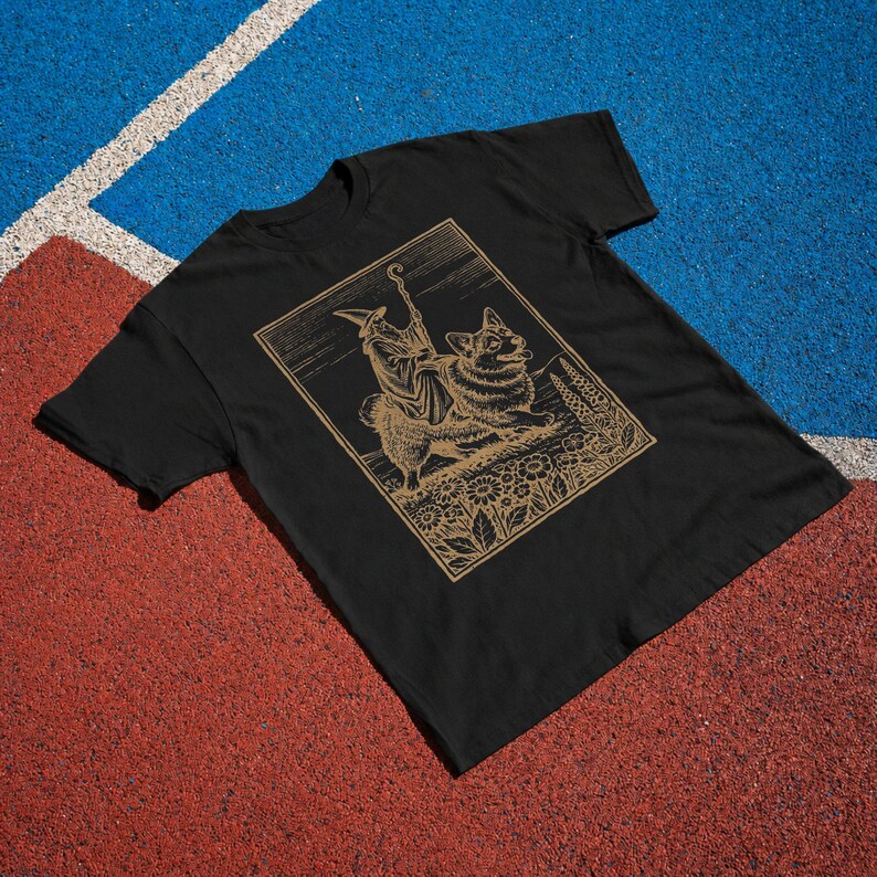 Corgi Shirt: Vintage Wizard Corgi Rider T-Shirt Black