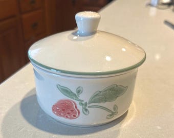Pfaltzgraff “Honeybrooke” Sugar Bowl