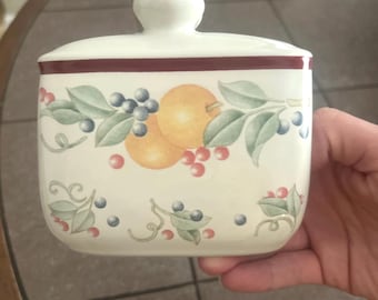 Vintage Jay Imports Corelle Coordinates “Abundance” Pattern Napkin Holder