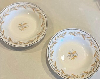 Vintage Homer Laughlin Eggshell Georgian Kingston Wheat Bowls (Set of 2)
