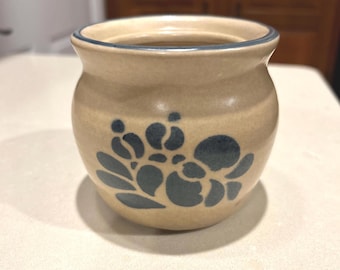 Pfaltzgraff ‘Folk Art’ Sugar Bowl