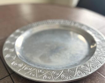 Vintage Wilton Armetale ‘Reggae’ Serving Platter
