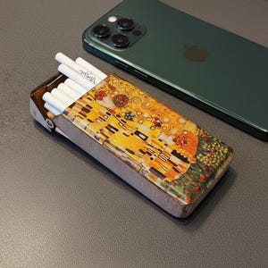 Estuche de madera para cigarrillos "El Beso" de Klimt, hecho a mano, con 100 años de antigüedad, regalo para fumadores.