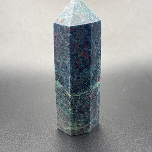 Ruby Fuchsite in Kyanite Tower