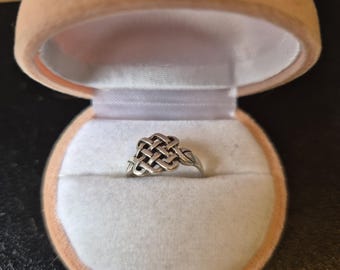 Vintage celtic knot silver ring