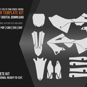 Può includere: Kit di modelli vettoriali digitali per moto Yamaha YZ 125 e YZ 250 (2022-2026). L'immagine mostra un layout di forme vettoriali bianche su sfondo scuro. Il testo include "VECTOR TEMPLATE KIT" e "INSTANT DIGITAL DOWNLOAD". Il kit include 6 file vettoriali professionali.