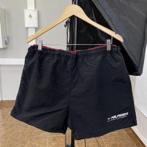 Vintage 90s Tommy Hilfiger Nylon shorts casual streetwear size L/XL