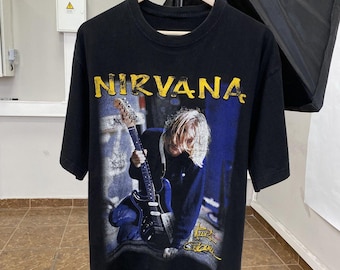 Vintage 90s Kurt Cobain Nirvana T-shirt Rare Retro Hype Y2K Size M