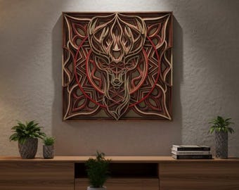 Puede incluir: Un salón moderno con una obra de arte mural de madera que representa un ciervo en tonos rojos y marrones. La habitación incluye un sofá de color claro, una mesa de centro de madera y una lámpara de pie. Decoración minimalista.