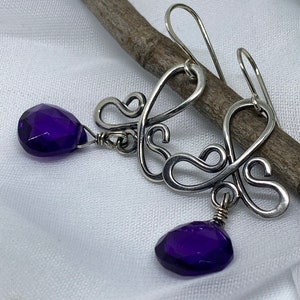 Silver earrings with Amethyst Quartz, gemstone earrings for the February Ladies, February birthstone jewelry, Gift for her