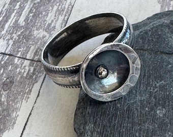 Anello in argento sterling ossidato: gioielli rustici fatti a mano