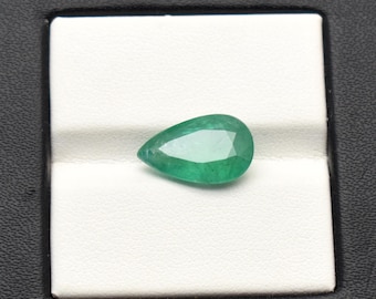 Natural Emerald Pear Faceted Cut 14X8.5 mm Loose Gemstone 3.75 Cts Untreated Emerald Gemstone For Jewelry Makings