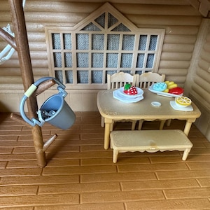 Sylvanian Families Log Cabin House-speelset Calico Critters Cottage + accessoires afbeelding 4