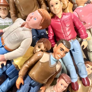 Vtg fisherprice loving family, playskool, little tikes dads grandpas and teens 90s choose your own
