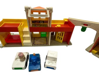 Zestaw do zabawy Fisher Price Family Village z 1973 roku | Little People