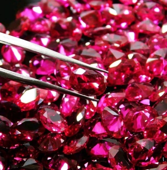 40 pcs Lot Of Certified Lab Grown Ruby, VVS1 Grade  Blood Red Color Ruby 4x6 mm For jewelery Making +Free Gift