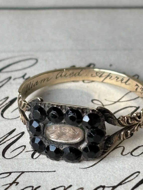 Antique Gold and Jet Mourning Ring - image 2