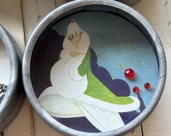 Tiny Vogue Assemblage