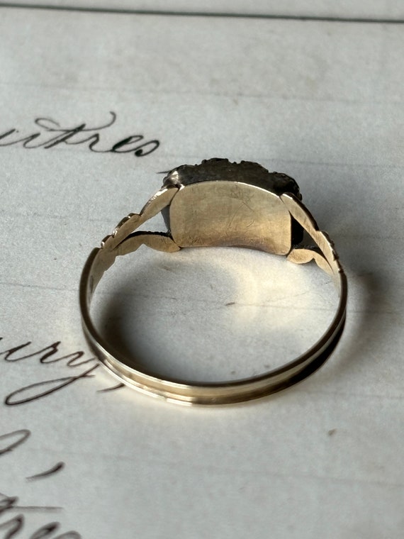 Antique Gold and Jet Mourning Ring - image 5