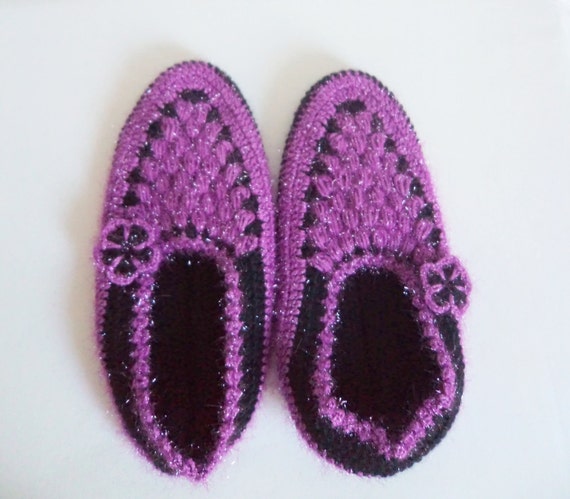 Items similar to ON SALE Pink and Black Traditional Turkish Slippers ...