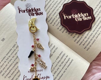 Spooky Slasher Kindle Charm | Dark Romance Horror E-Reader Accessory | Gothic Bookish Gift