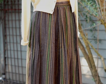 brown wool/orlon pleated skirt